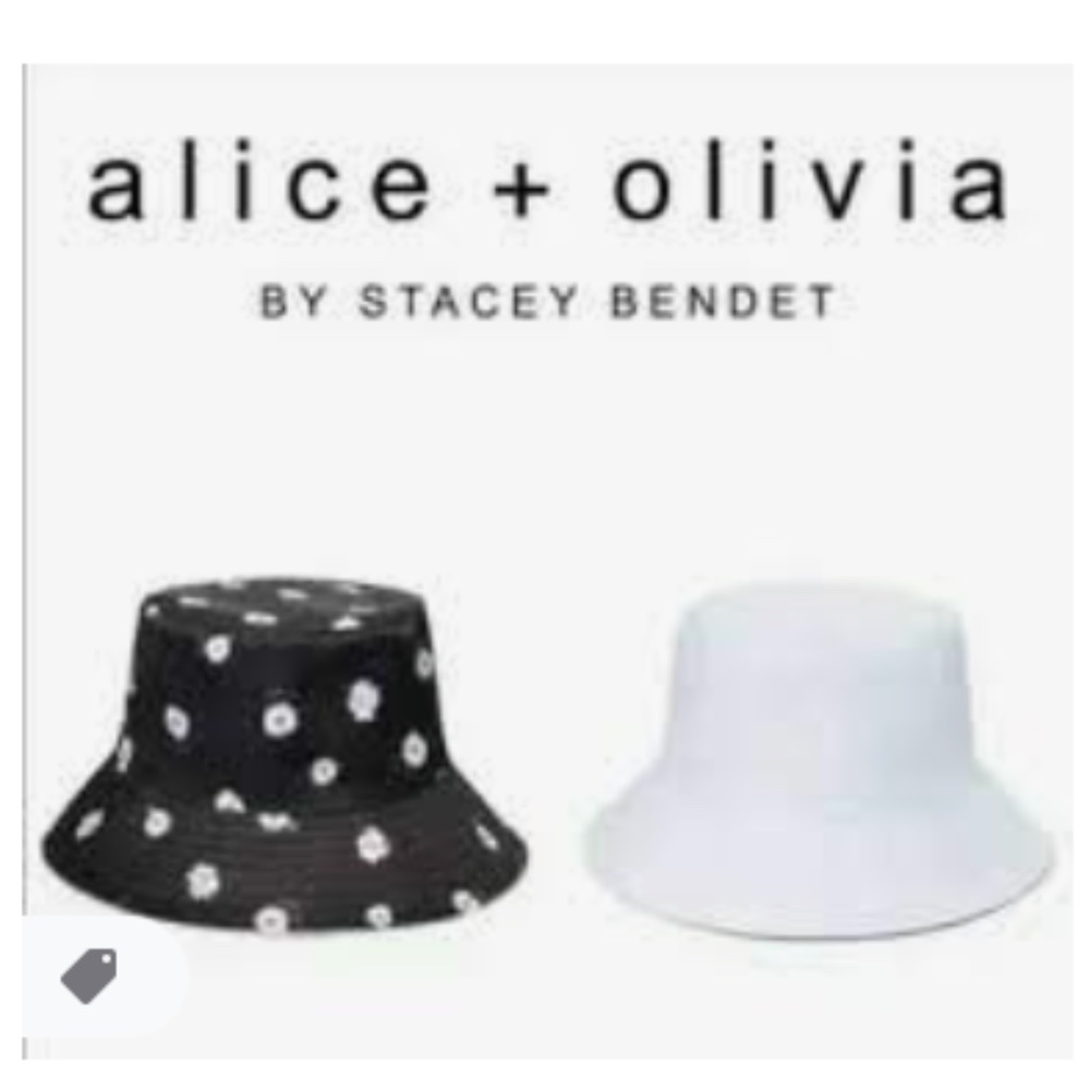 Alice and Olivia reversible bucket hat
